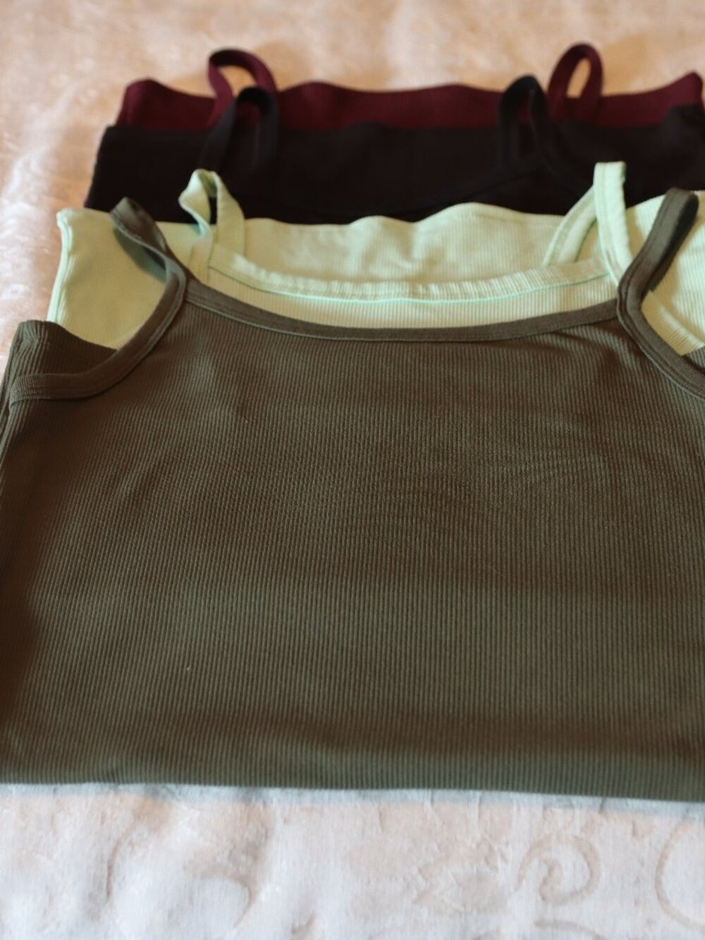 No Boundaries Ribbed Tanks Set of 4 Light/Dark Green/Burgundy/Black Size Medium - Picture 14 of 14